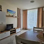 מלון דירות Olympia Complex