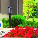 Olympia Complex מלון דירות 2*