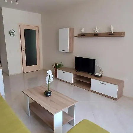 Olympia Complex Aparthotel 2*