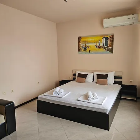 Hotel apartamentowy Olympia Complex Rawda