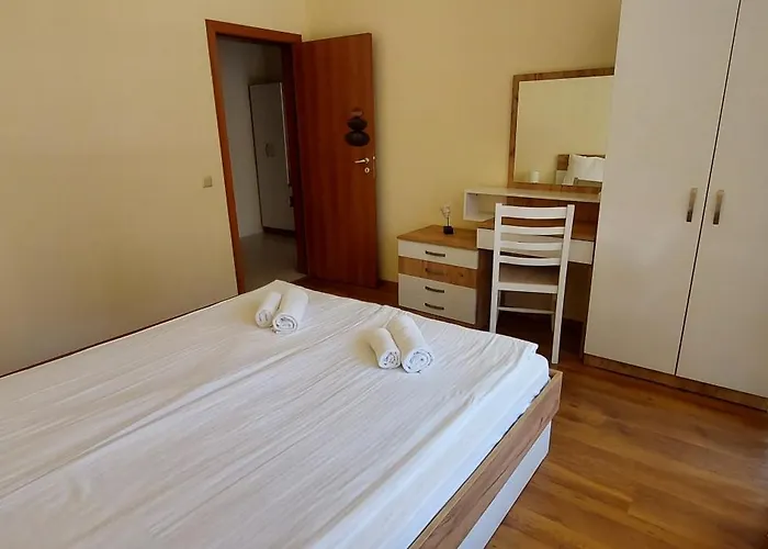 Olympia Complex Aparthotel 2*