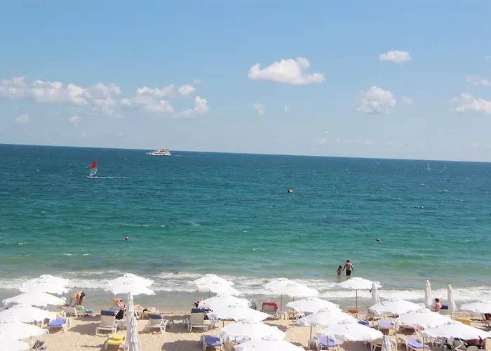 Olympia Complex Aparthotel 2*